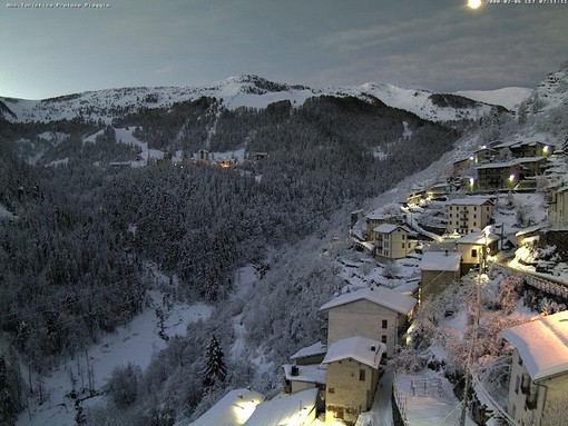 Monesi e Piaggia al risveglio questa mattina