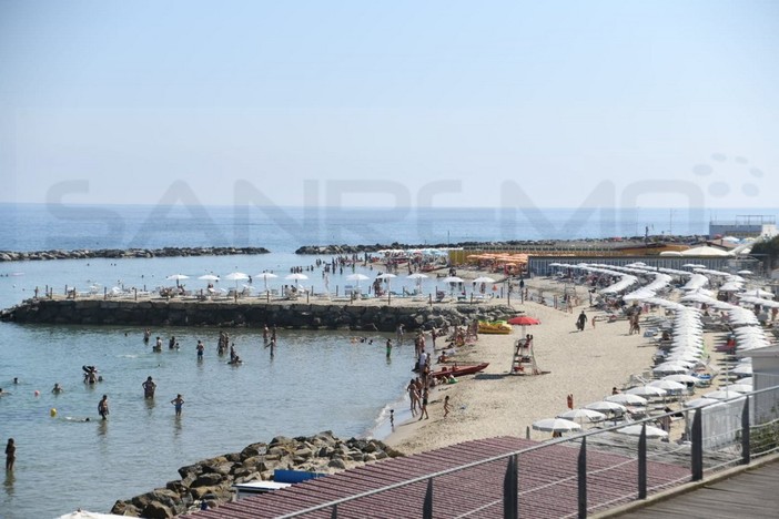 Sanremo: analisi di Arpal negative, revocato il divieto di balneazione a San Martino e sul lungomare Calvino Sanremo: analisi di Arpal negative, revocato il divieto di balneazione a San Martino e sul lungomare Calvino