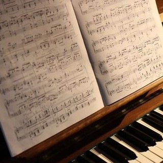 "Sur le fil", concerto del Mal d'Estro Trio in scena a Imperia