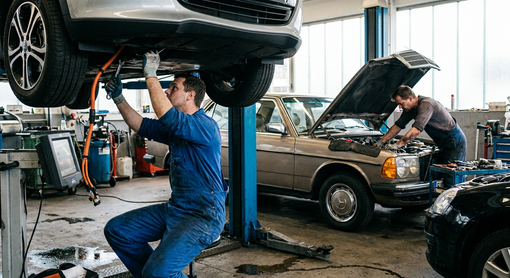 Manutenzione auto elettrica vs benzina: costi, tempi e vantaggi Manutenzione auto elettrica vs benzina: costi, tempi e vantaggi