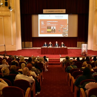 Casinò di Sanremo, novembre all’insegna della letteratura: da Giancarlo De Cataldo a Donatella Alfonso, quattro appuntamenti Casinò di Sanremo, novembre all’insegna della letteratura: da Giancarlo De Cataldo a Donatella Alfonso, quattro appuntamenti