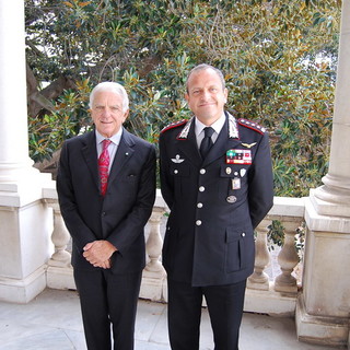 Sanremo: visita del colonnello Minati all'Istituto di Diritto Umanitario