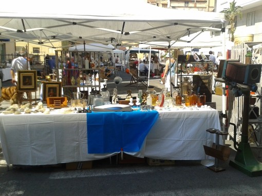 Organizzato dal Comune domenica prossima sarà allestito a Sanremo il tradizionale mercato antiquario