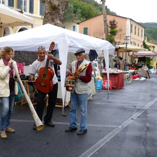 Domenica prossima l’ultimo Mercatino delle Meraviglie della stagione a Prelà Domenica prossima l’ultimo Mercatino delle Meraviglie della stagione a Prelà