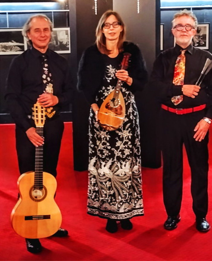 Imperia: alla Società Operaia di Mutuo Soccorso concerto di mandolino con polka, valzer e altro Imperia: alla Società Operaia di Mutuo Soccorso concerto di mandolino con polka, valzer e altro