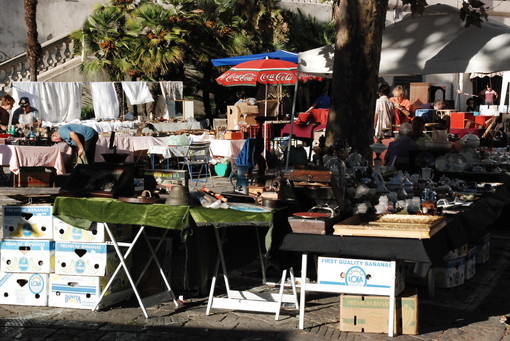 Sanremo: domenica prossima torna in centro il mercatino dell'antiquariato