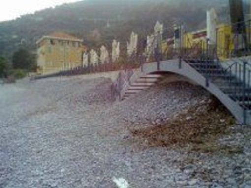Ventimiglia: il Tar ha emesso la sua sentenza, il muro della spiaggia di Latte dovrà essere abbattuto Ventimiglia: il Tar ha emesso la sua sentenza, il muro della spiaggia di Latte dovrà essere abbattuto