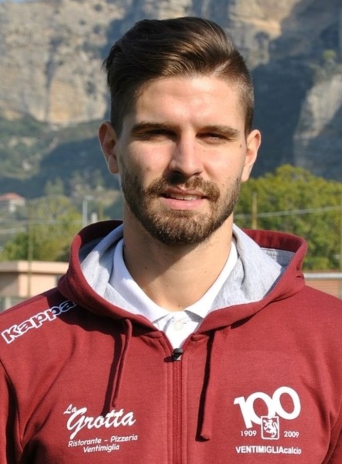 Maurizio Alberti resterà al Ventimiglia anche nella prossima stagione