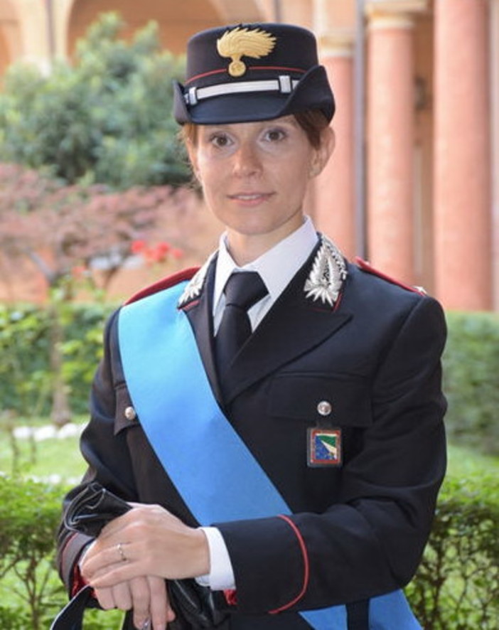 Ventimiglia: il Sotto Tenente Maria Rosaria Paduano al comando del Nucleo Operativo e Radiomobile Ventimiglia: il Sotto Tenente Maria Rosaria Paduano al comando del Nucleo Operativo e Radiomobile