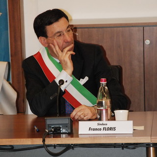 Andora: il Sindaco Franco Floris "Fondi certi per il raddoppio Andora-Finale Ligure!" Andora: il Sindaco Franco Floris "Fondi certi per il raddoppio Andora-Finale Ligure!"