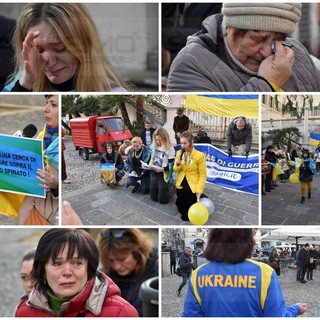 Sanremo: in 200 tra canti e tanta commozione per sostenere l'Ucraina a un anno dall'invasione russa (Foto e Video) Sanremo: in 200 tra canti e tanta commozione per sostenere l'Ucraina a un anno dall'invasione russa (Foto e Video)