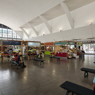 Il Mercato Annonario di Sanremo al bivio: attesa per le mosse del Comune e l’ipotesi supermercato. Le voci delle associazioni di categoria