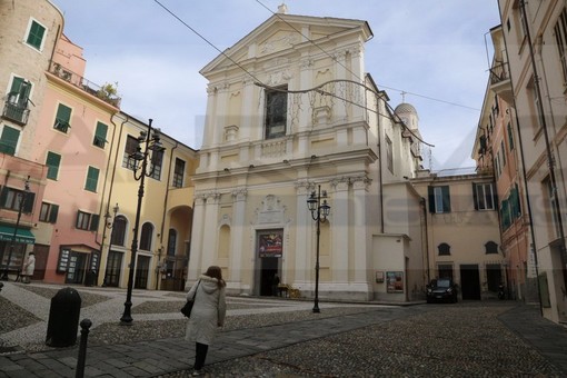 Sanremo: ancora un furto di offerte alla Chiesa di Santo Stefano, padre Baldo Alagna esausto per la mancanza di sicurezza nella Pigna