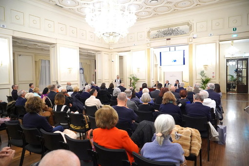 Sanremo: ai 'Martedì Letterari' Luigi Bisignani “Giorgia Meloni ha un grande futuro come leader" (Foto) Sanremo: ai 'Martedì Letterari' Luigi Bisignani “Giorgia Meloni ha un grande futuro come leader" (Foto)