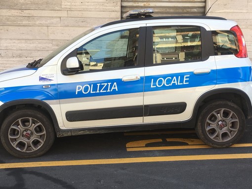 In occasione del Salone Nautico una pattuglia della Polizia Locale di Ventimiglia in supporto a Genova