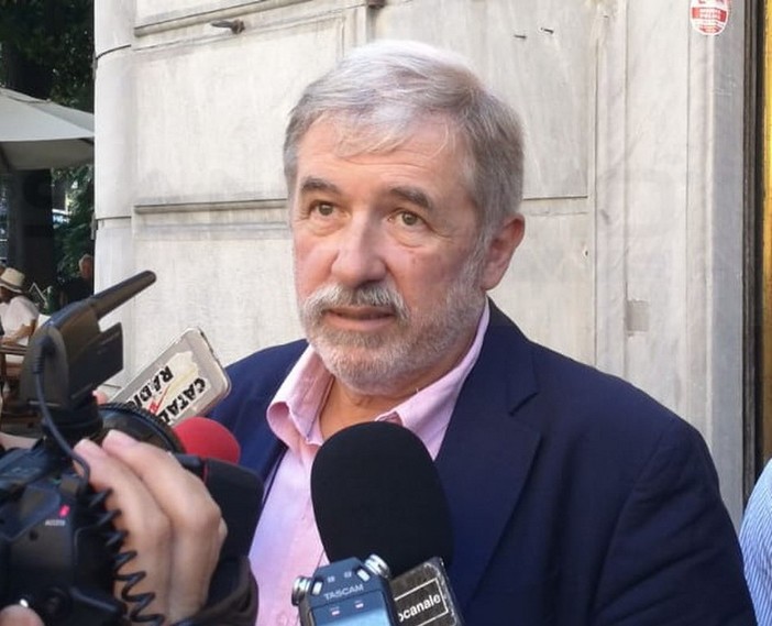 Elezioni, Bucci su figli e famiglia: "Travisato, c'è chi fa speculazione sulle mie parole" Elezioni, Bucci su figli e famiglia: "Travisato, c'è chi fa speculazione sulle mie parole"