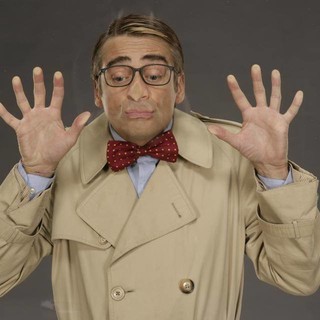 Sanremo: stasera Mr Brown sul palco dell'Ariston, l'ex iena sarà in scena con la Sinfonica