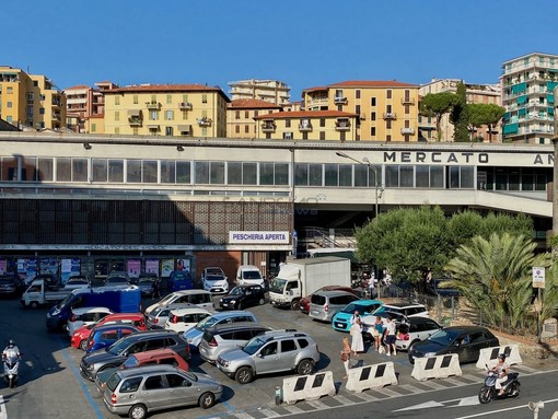 Sanremo: aveva suggerito modifiche a viabilità nel parcheggio del mercato, mail di un cittadino rimasta inascoltata