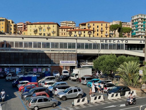 Sanremo: cambiamenti al parcheggio dietro l'Annonario, Mimmo Alessi (Confesercenti) "Così non va!"