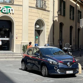 Sanremo: ha il vizio di rubare un pezzo di formaggio, stamattina sono stati fatti intervenire i Carabinieri
