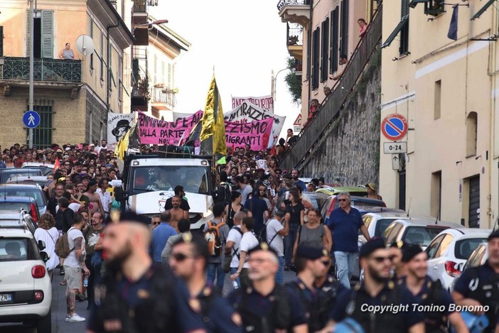Ventimiglia: l'Amministrazione sta lavorando allo spostamento ma al momento la manifestazione di sabato non cambia itinerario