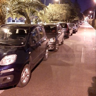 Sanremo: parcheggio 'selvaggio' e sulla ciclabile a Capodanno, un lettore "Serviva un'organizzazione diversa"