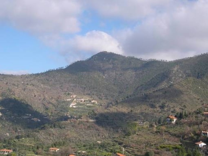 Per il Solstizio d'Estate venerdì prossimo una escursione da San Romolo al Monte Caggio