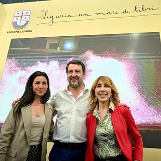 Il ministro Matteo Salvini allo stand della Regione Liguria presente al Salone