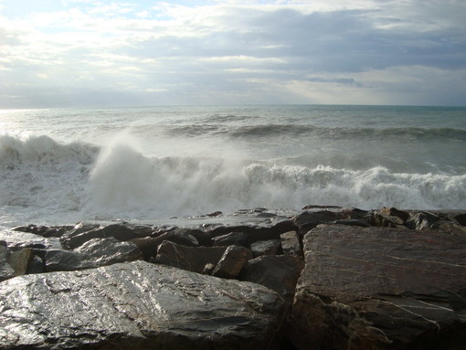 Mareggiata a Imperia