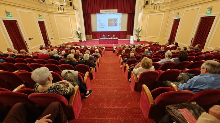Sanremo: Marcello Veneziani e Carlo Cottarelli ai Martedì Letterari del Casinò Sanremo: Marcello Veneziani e Carlo Cottarelli ai Martedì Letterari del Casinò