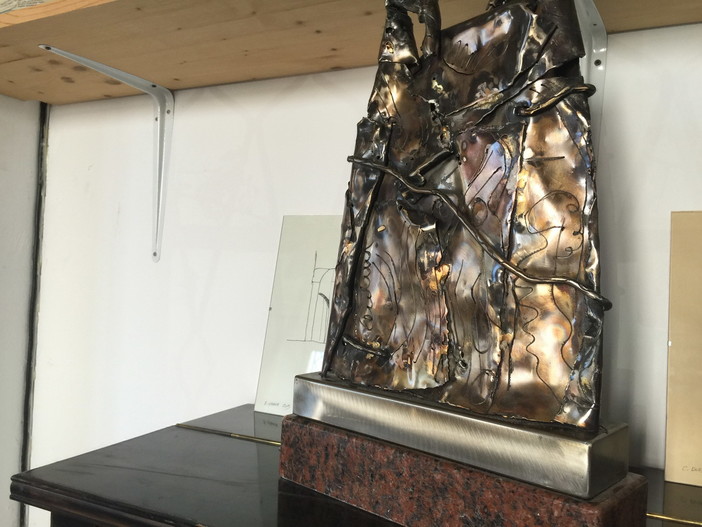 Sanremo: il maestro Elio Lentini presenta le sue opere agli studenti dell’Accademia di Belle Arti