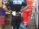 Sanremo: malore tra i banchi del mercato per una giovane francese soccorsa da Polizia Locale e 118