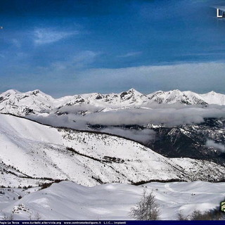 Dopo la nevicata di domenica scorsa è confermata per giovedì l'apertura degli impianti di Monesi Dopo la nevicata di domenica scorsa è confermata per giovedì l'apertura degli impianti di Monesi