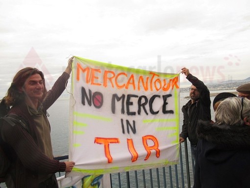 Valle Roya: stop ai Tir, dopo la protesta il Tribunale Amministrativo di Nizza dà ragione ai sindaci