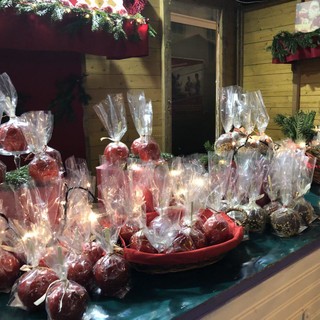 Imperia, anche oggi i mercatini di Natale in via Cascione: tanti gli eventi per i bambini