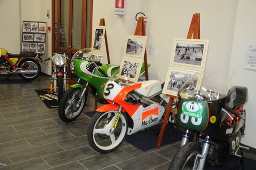 Ospedaletti: prosegue con successo la mostra delle 'Moto del Circuito' all'ex Scalo Merci Ospedaletti: prosegue con successo la mostra delle 'Moto del Circuito' all'ex Scalo Merci