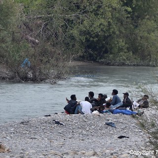 Integrazione, abisso tra teoria e realtà. Tra i migranti cresce l'abuso di droga e alcol: l'abbandono sociale che porta alla dipendenza Integrazione, abisso tra teoria e realtà. Tra i migranti cresce l'abuso di droga e alcol: l'abbandono sociale che porta alla dipendenza