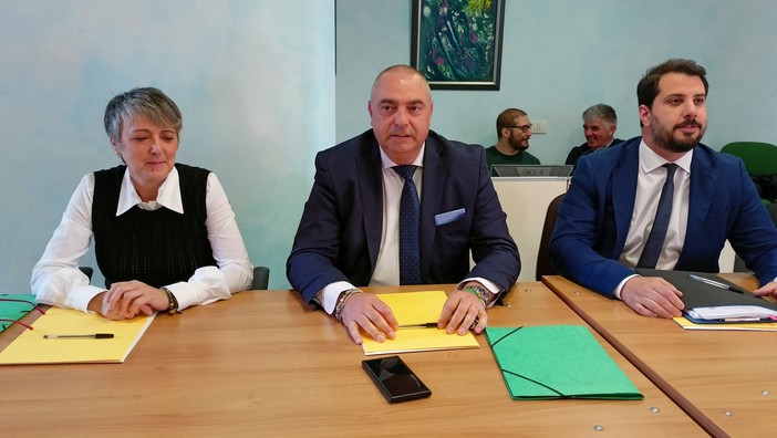 Vallecrosia, l'opposizione presenta 177 emendamenti alle linee programmatiche di mandato Vallecrosia, l'opposizione presenta 177 emendamenti alle linee programmatiche di mandato