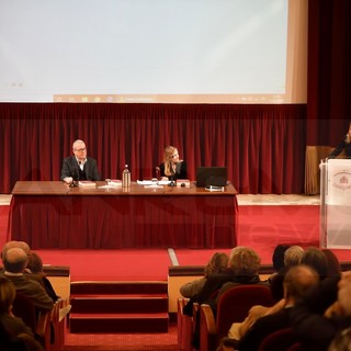 Sanremo: domani al Casinò Carlo Piano presenterà il libro scritto con il padre Renzo 'Atlandide, viaggio alla ricerca della Bellezza' Sanremo: domani al Casinò Carlo Piano presenterà il libro scritto con il padre Renzo 'Atlandide, viaggio alla ricerca della Bellezza'