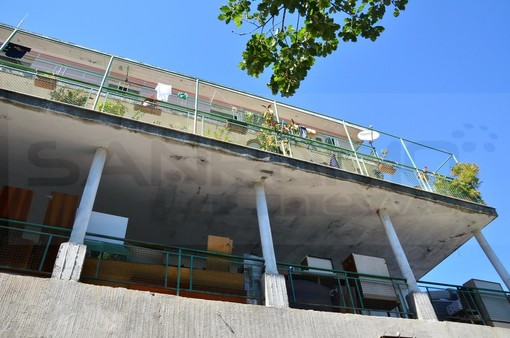 Sanremo: migranti a Pian della Castagna, l'intervento di una proprietaria del condominio vicino