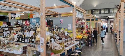 Sanremo, ecco gli orari del mercato annonario durante le festività Sanremo, ecco gli orari del mercato annonario durante le festività