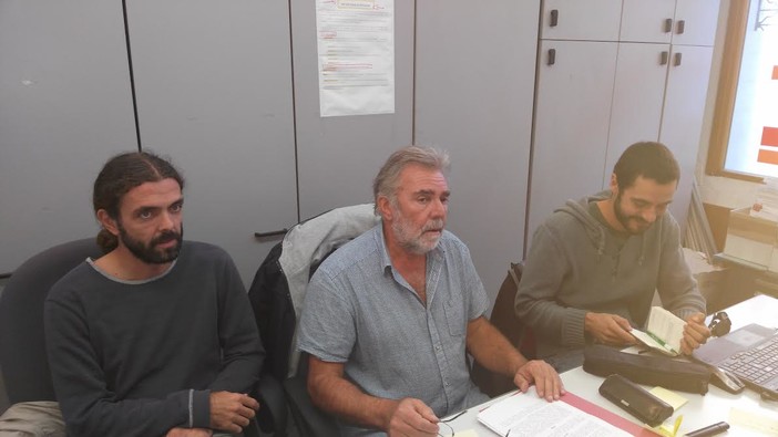 Imperia: avviso di pericolosità orale a Valerio Romano. Gli attivisti incontrano la stampa: "Viene a mancare il diritto di espressione"