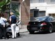 L'auto fermata in piazza Borea d'Olmo