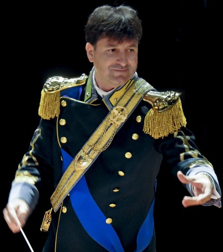 La Banda Nazionale della Guardia di Finanza al Teatro del Casinò di Sanremo per beneficenza