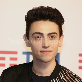#Sanremo2017: Michele Bravi cantante youtuber e rappresentante dei nuovi media, "Il diario ce lo portiamo dietro sempre, passano gli anni ma cambia solo l'entità degli errori"
