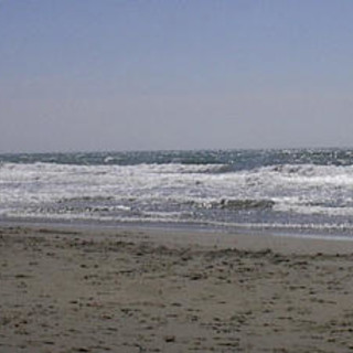 Sanremo: bagni 'off limits' su una spiaggia comunale, la protesta di una nostra lettrice