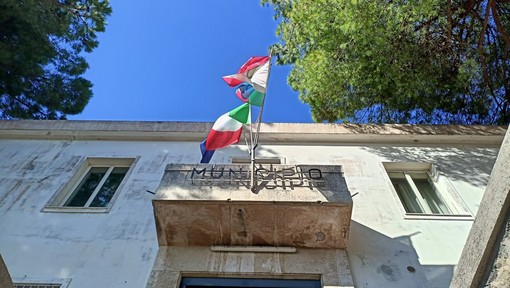 Vallecrosia, oltre 4mila euro per lavori di rifacimento della segnaletica stradale orizzontale