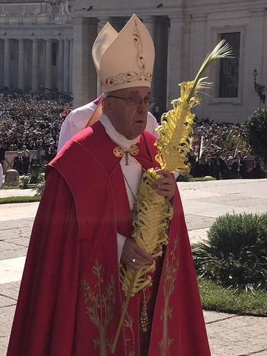 Sanremo: la 'Famija Sanremasca' chiede aiuto per proseguire la tradizione dei 'Parmureli' al Papa