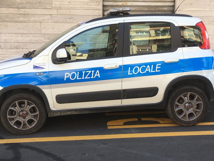 Ventimiglia: agente della Polizia Locale aggredito di notte, il PD “La sicurezza non è argomento da slogan”