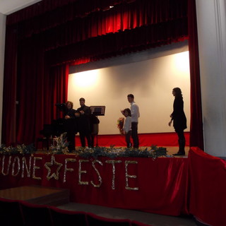 Vallecrosia: grande successo per il concerto lirico di ieri sera al teatro Don Bosco Vallecrosia: grande successo per il concerto lirico di ieri sera al teatro Don Bosco